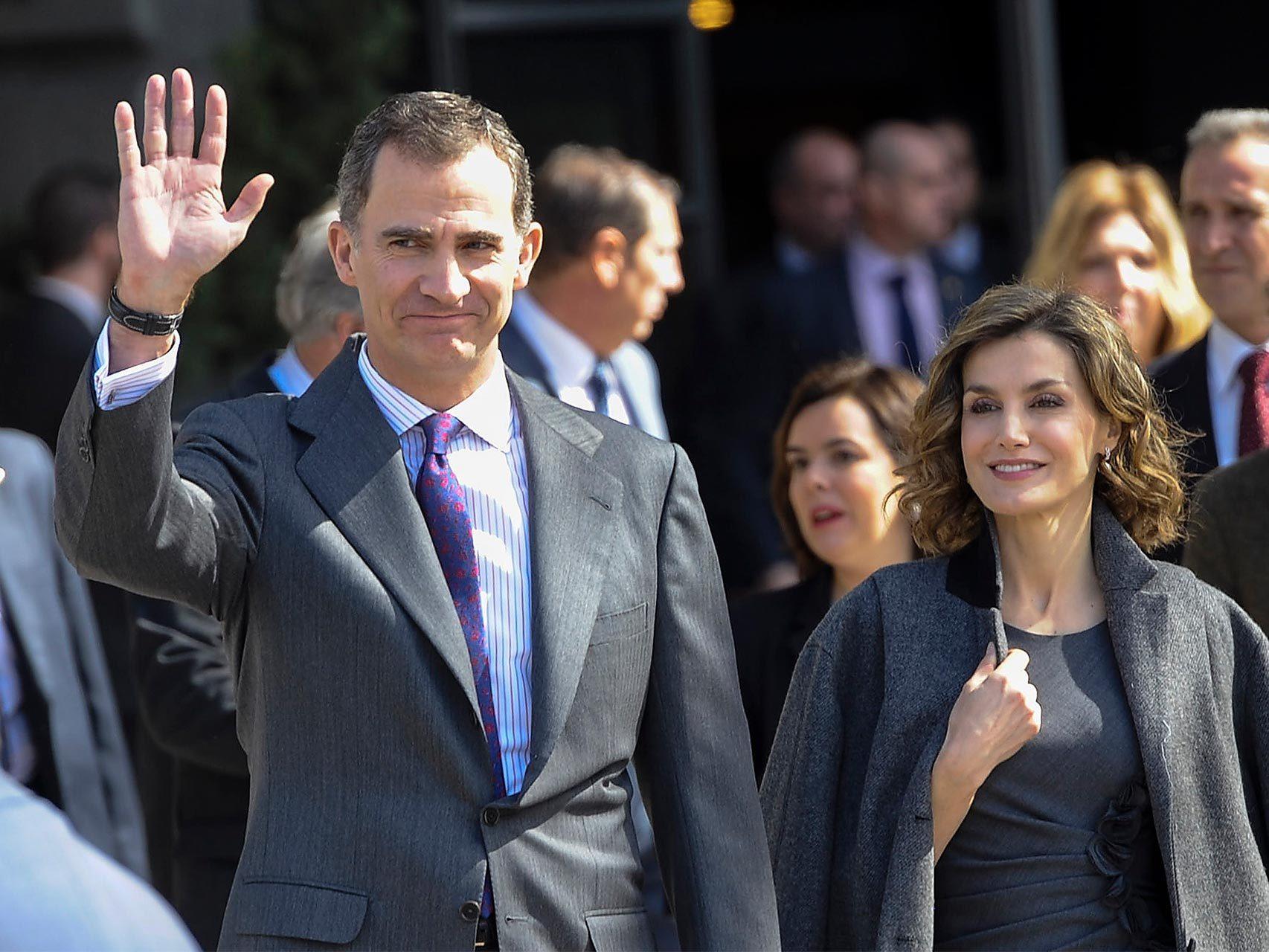 Los reyes, durante la inauguración de una exposición sobre Cervantes.