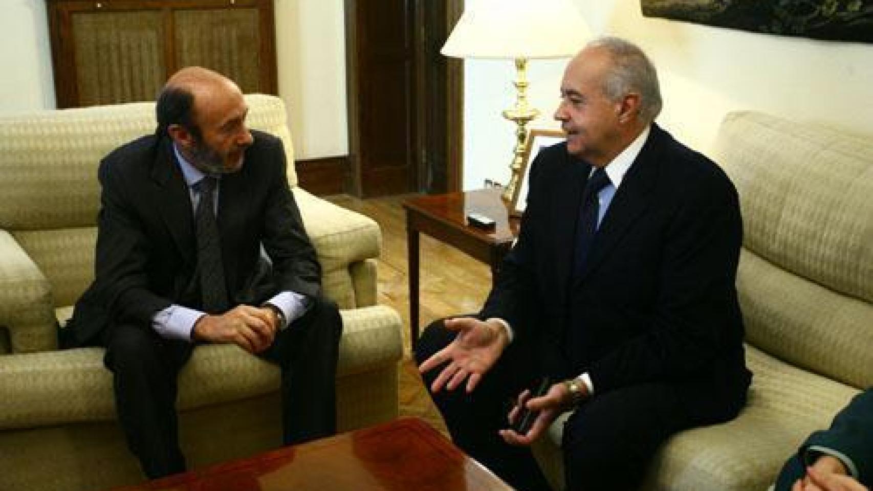 El productor quiso agradecer al entonces Ministro del Interior, Alfredo Pérez Rubalcaba, la actuación policial