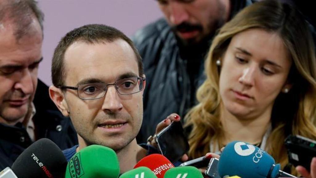 Luis Alegre, durante la rueda de prensa de este miércoles
