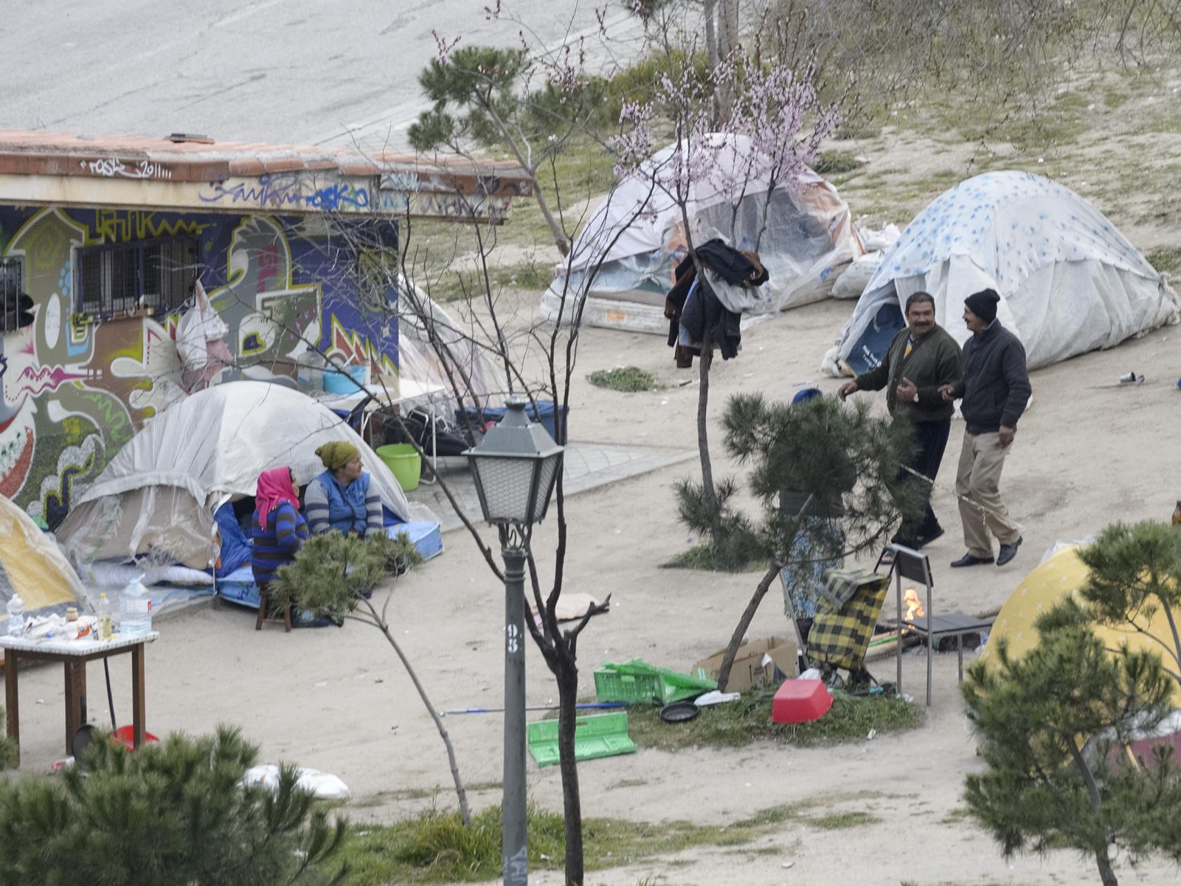 Alrededor de cincuenta personas viven en el asentamiento.
