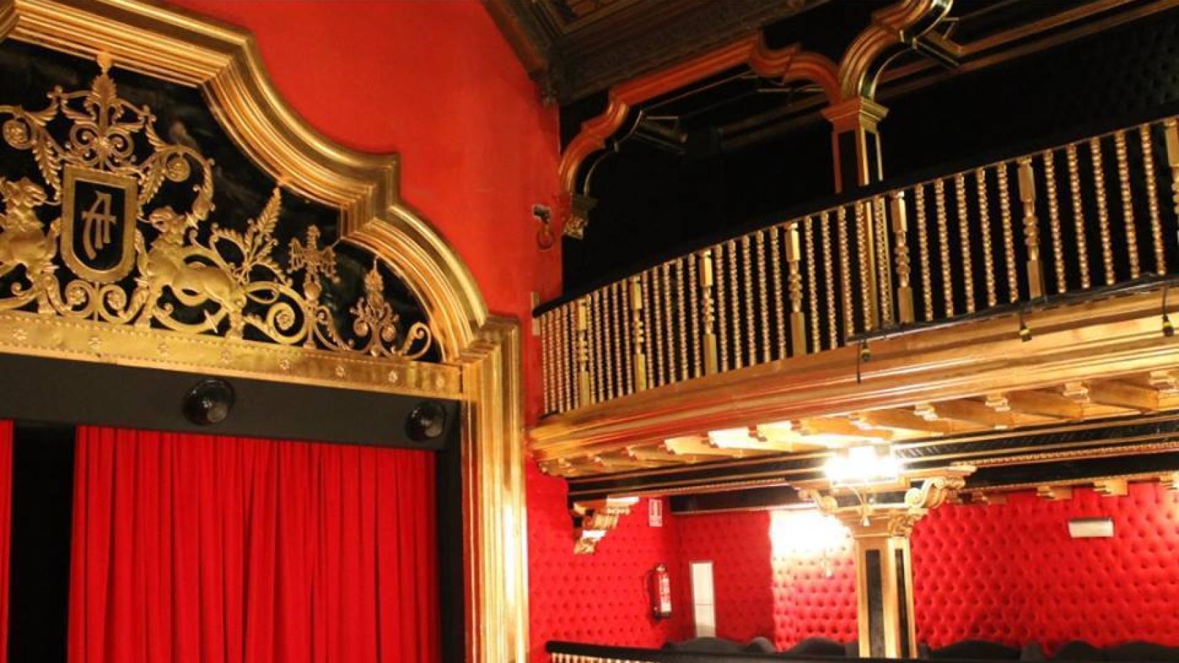 Interior de Cha Chá Club perteneciente a la Asociación Cultural El Principito