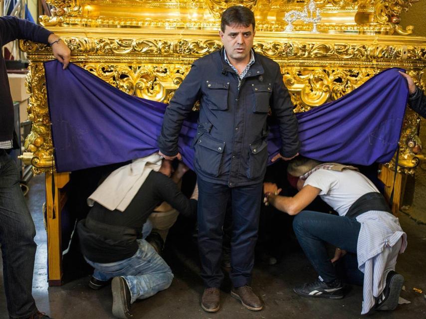 Ensayo de costaleros.