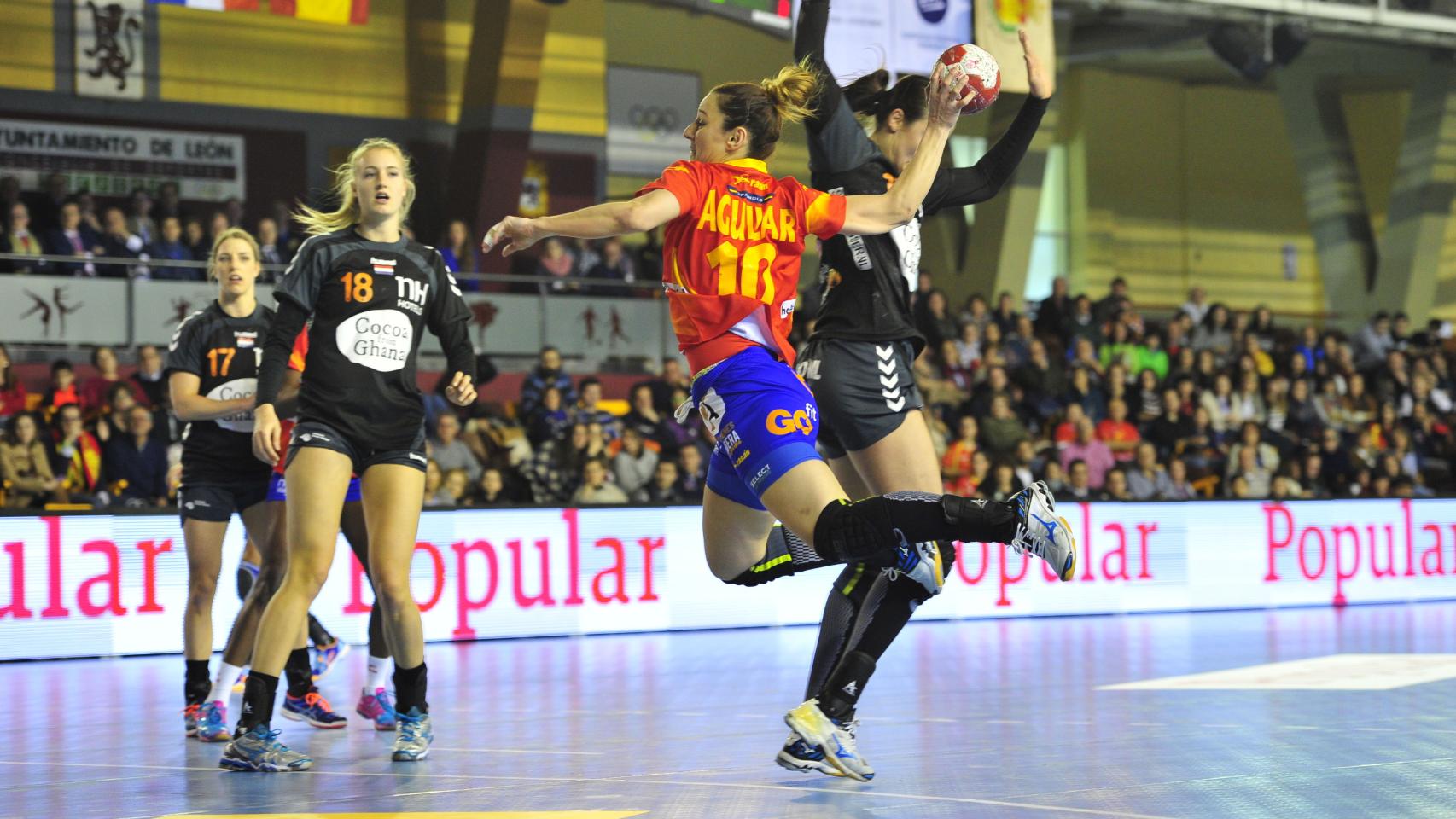 Macarena Aguilar, preparada para disparar.