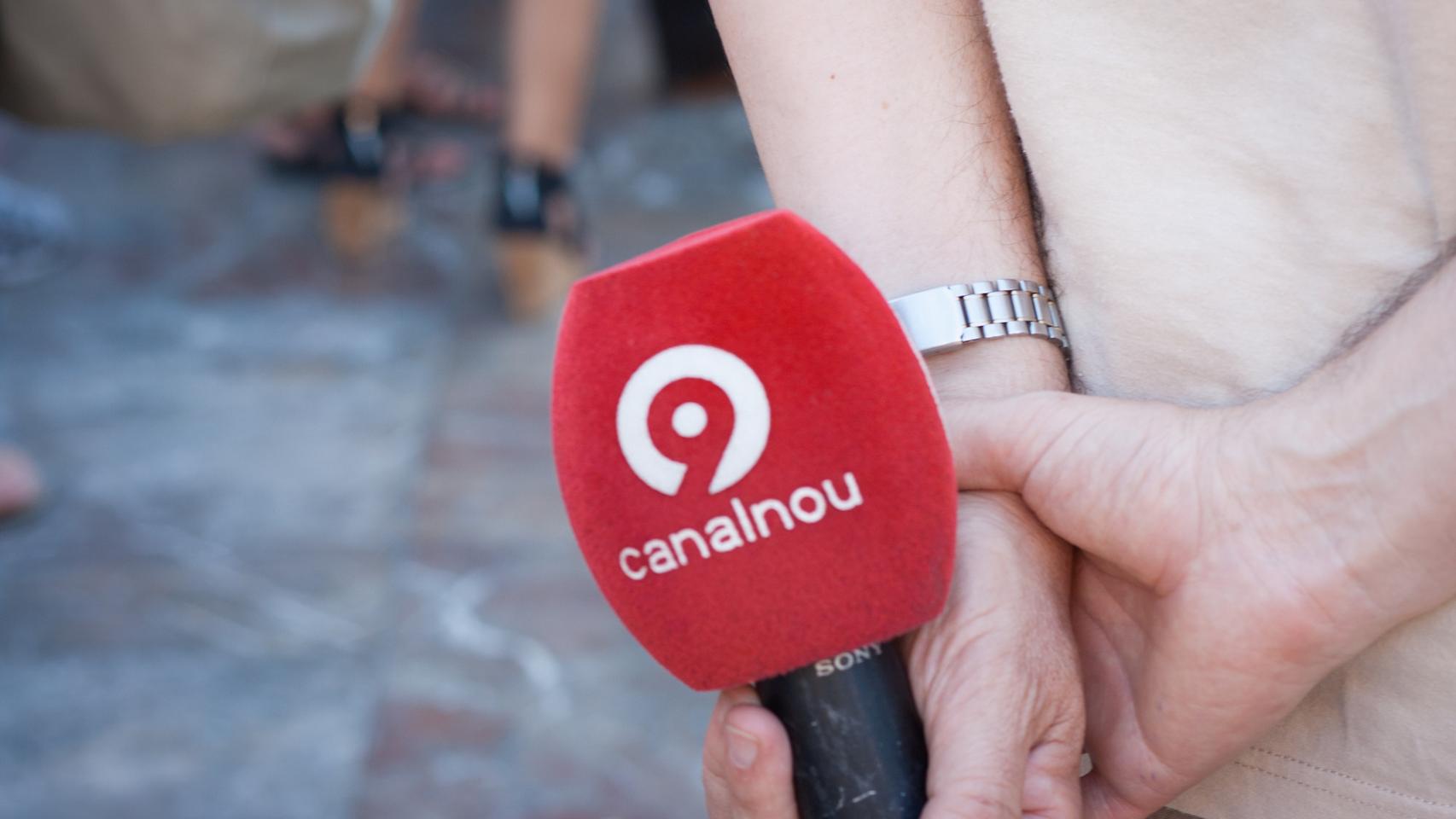 Un micrófono de Canal 9 utilizado durante las protestas por su cierre.