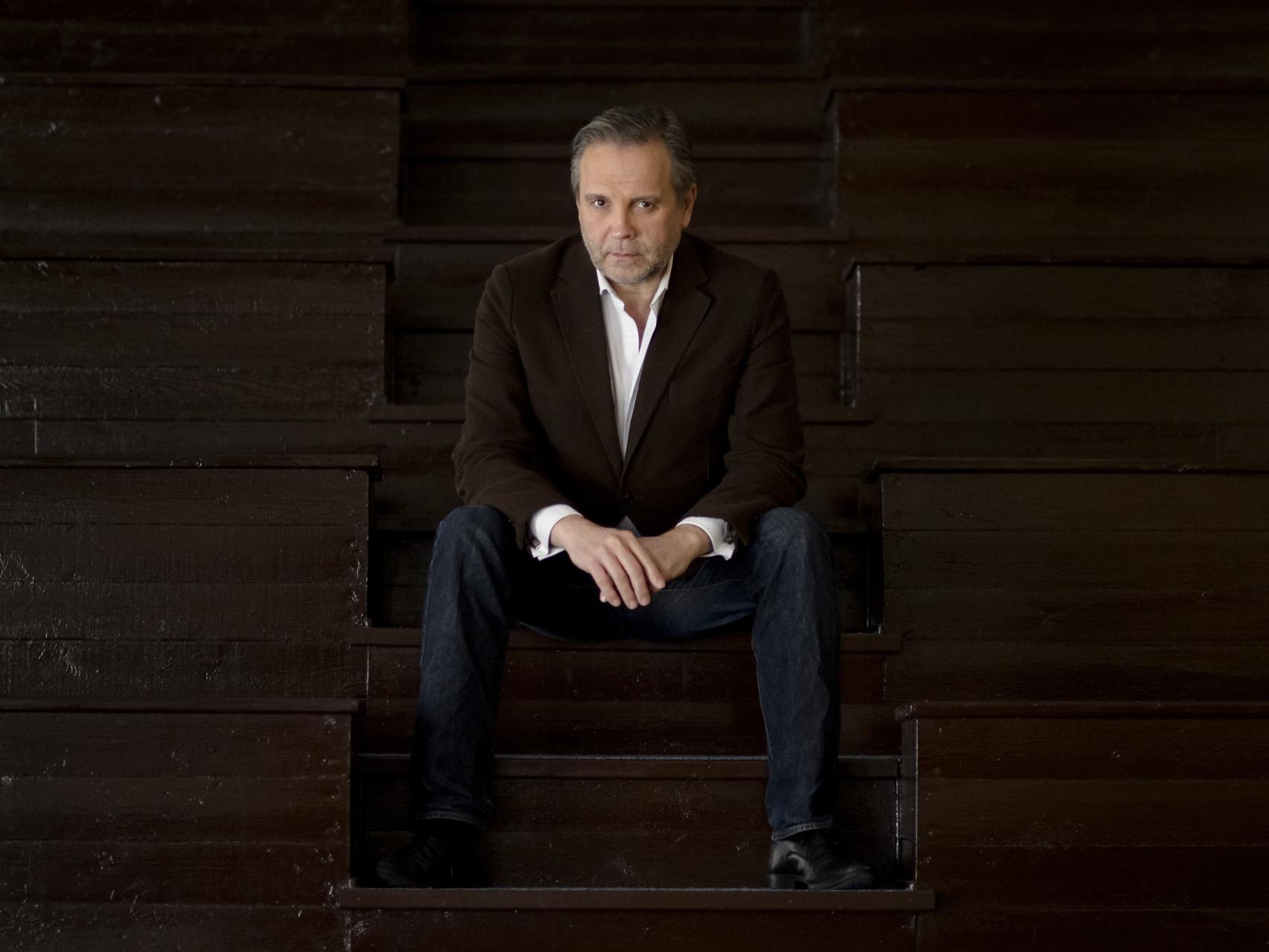 Antonio Carmona acaba de regresar de Grecia.