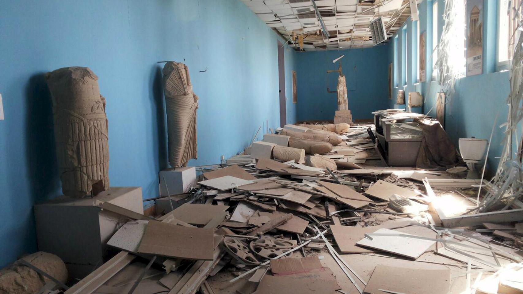 Interior del museo de Palmira tras la reconquista de la ciudad