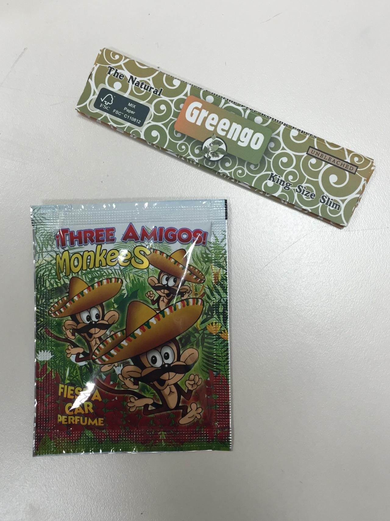 El material, recién llegado a la redacción.