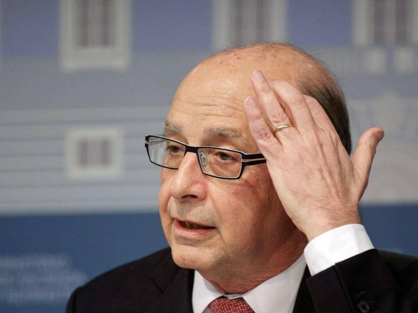 Cristóbal Montoro, ministro de Hacienda