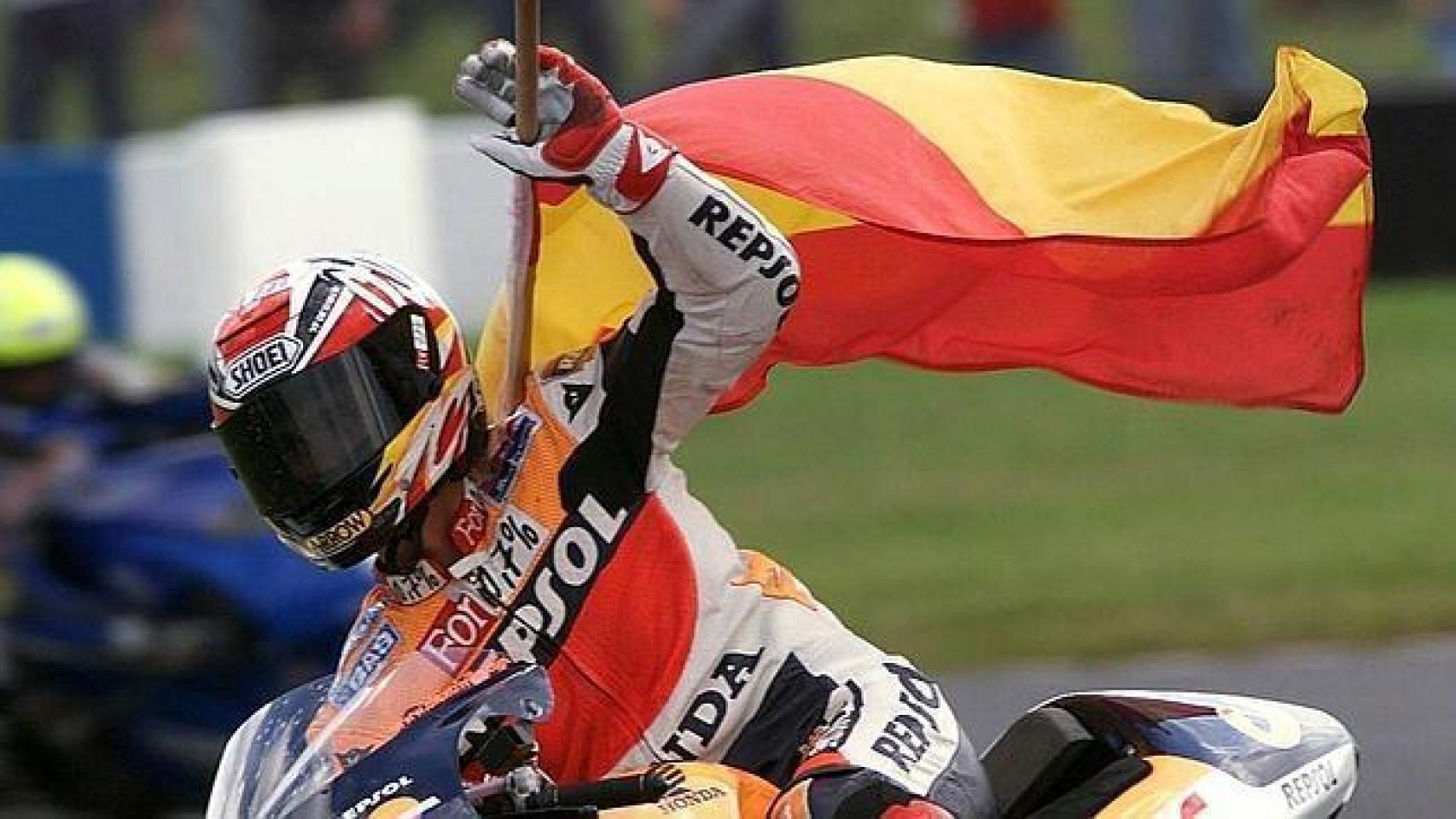 Crivillé celebra su título.