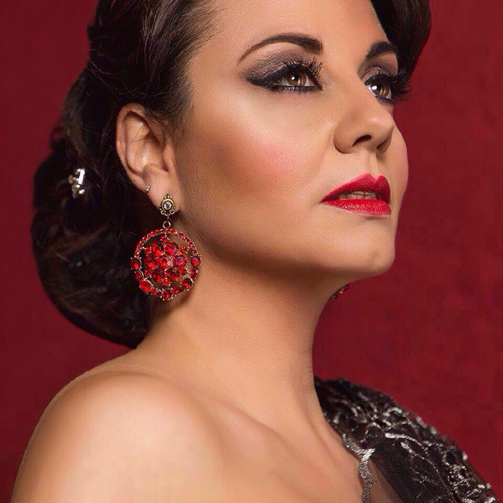 Nati es una de las mejores voces de copla de nuestro país