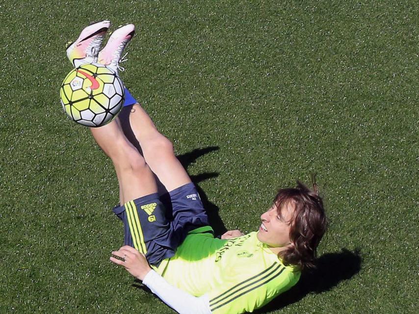 Zidane pasa de la Liga y da descanso a Keylor, Modric, Ramos y Benzema