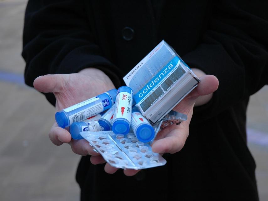 Un hombre intenta un suicidio por sobredosis homeopática.