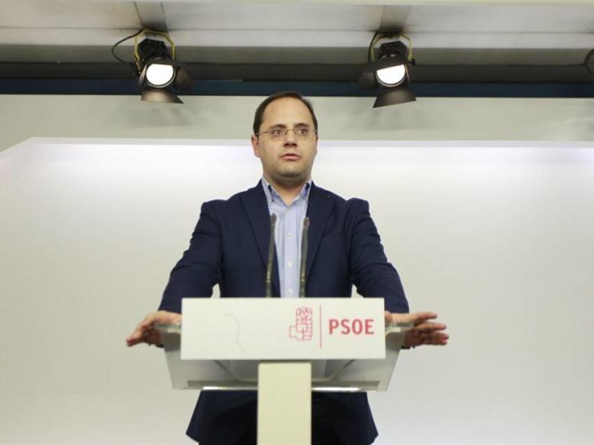 Luena: A Podemos solo le han importado los sillones y el referéndum para la independencia