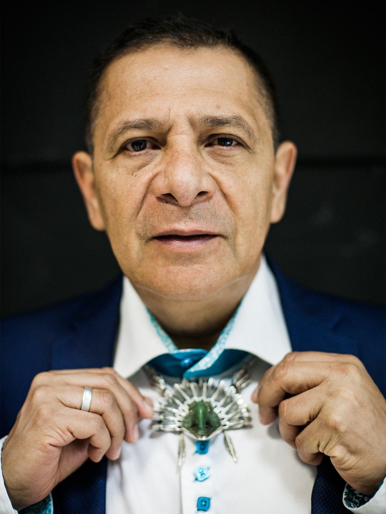 Retrato de Gerardo Estrada, fotógrafo y activista LGTBI.