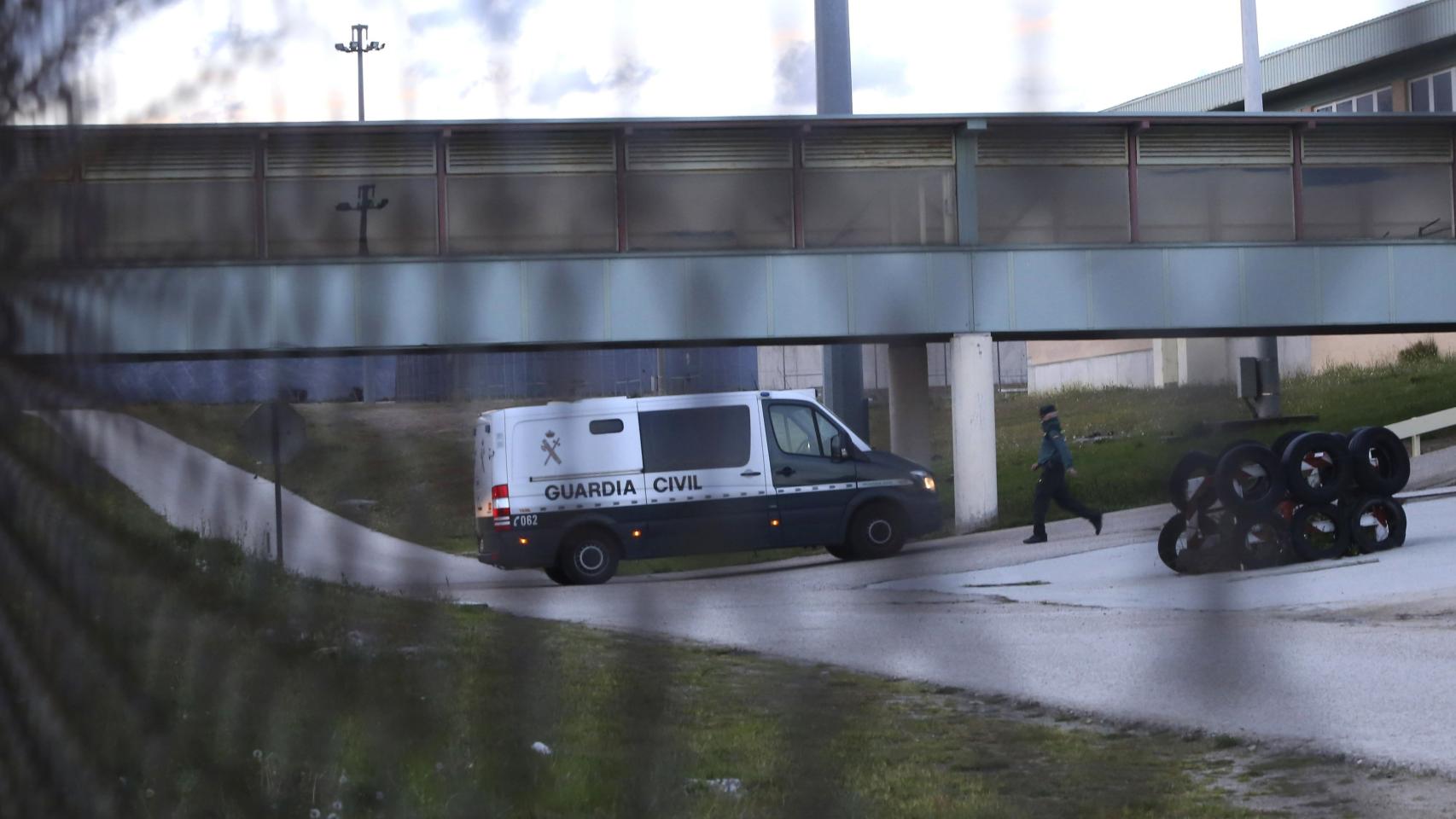 Mario Conde a su entrada a la cárcel de Soto del Real.