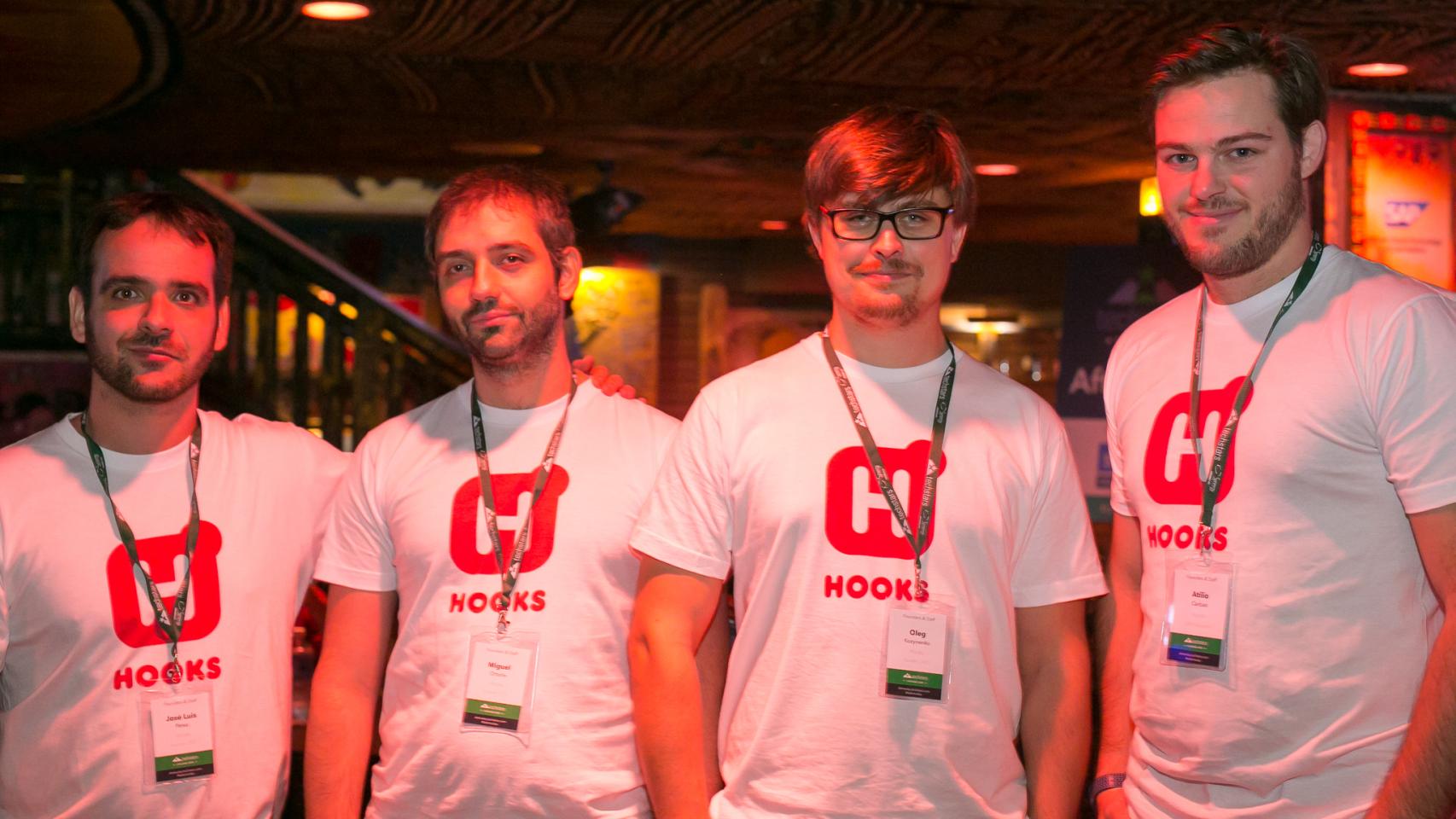 José, Miguel, Oleg y Atilio posan en Techstars.