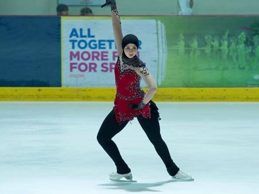 Zahra Lari en un ejercicio sobre hielo.
