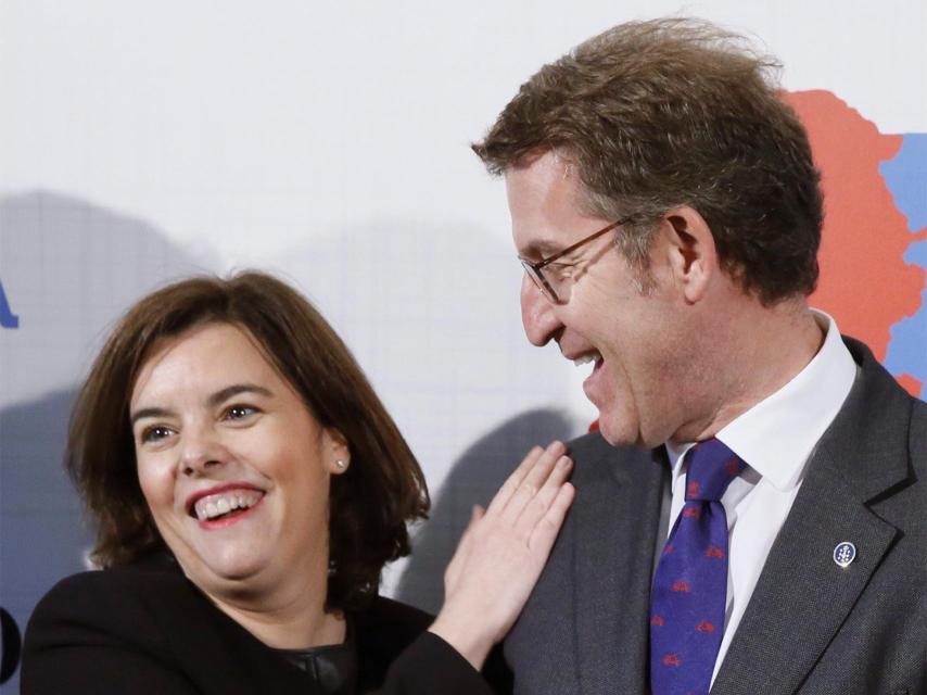 Saenz de Santamaria y Feijoó, a su llegada al acto organizado por El Mundo.