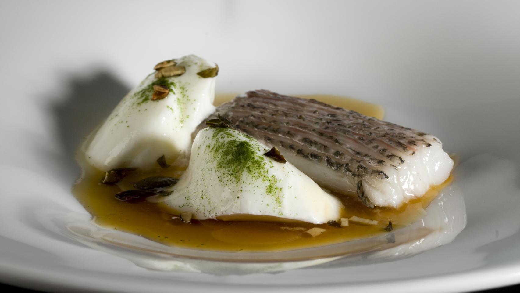 Muxarra mamia y kefir (producto lácteo fermentado) elaborado por Xabier Gutiérrez, del restaurante Arzak.