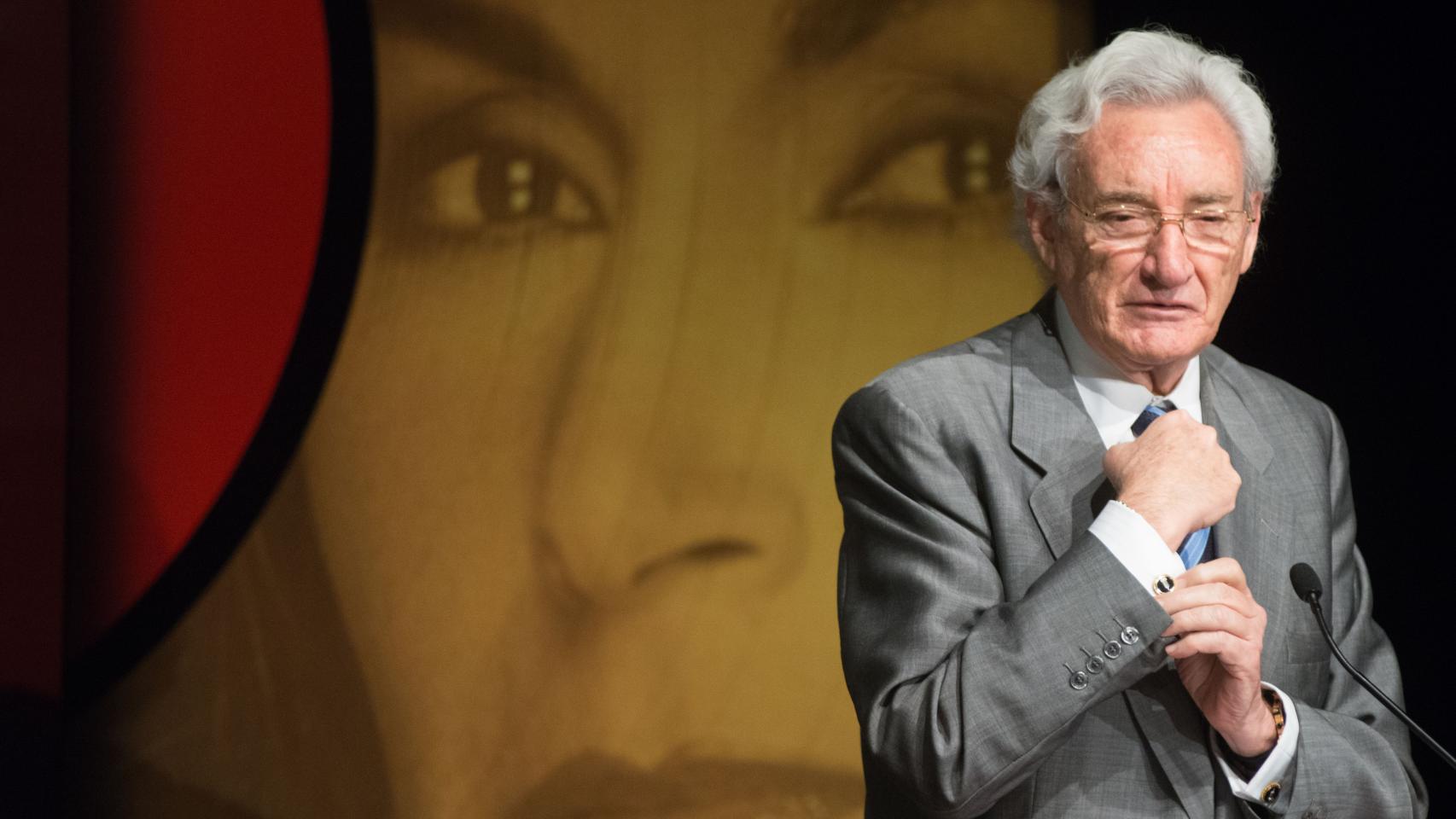 Luis del Olmo ha recordado a Jurado recitando unas estrofas de una canción