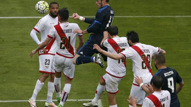 Bale marca el primer gol ante el Rayo.