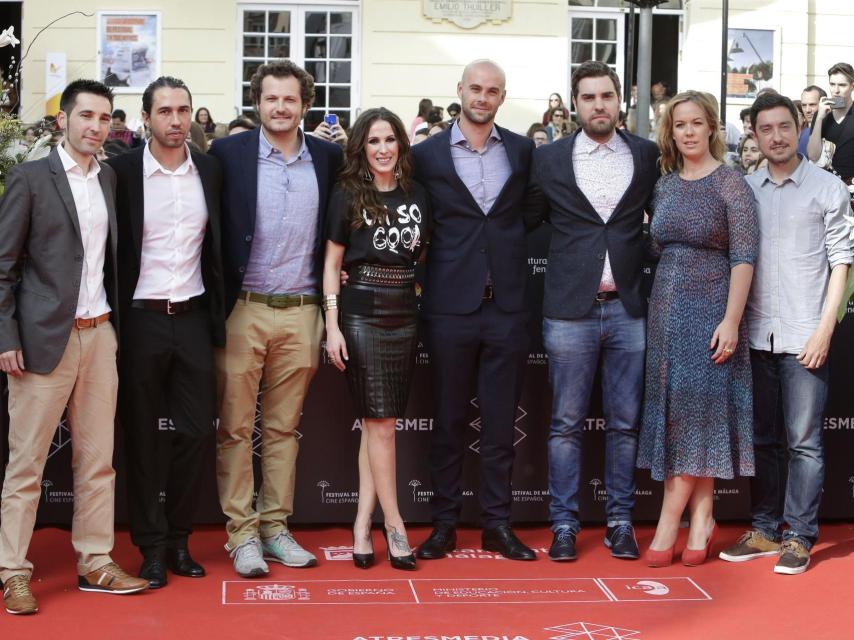 Malú, Curro Sánchez, Telmo Iragorri, Anxo Rodríguez y Lucía Sánchez durante el estreno
