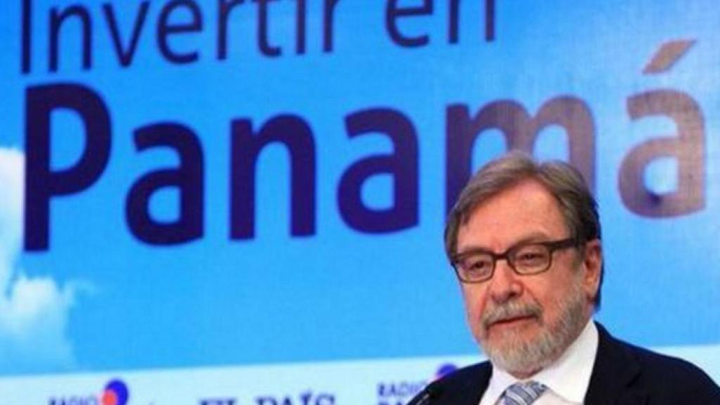 Cebrián prohíbe a los periodistas de PRISA acudir a laSexta