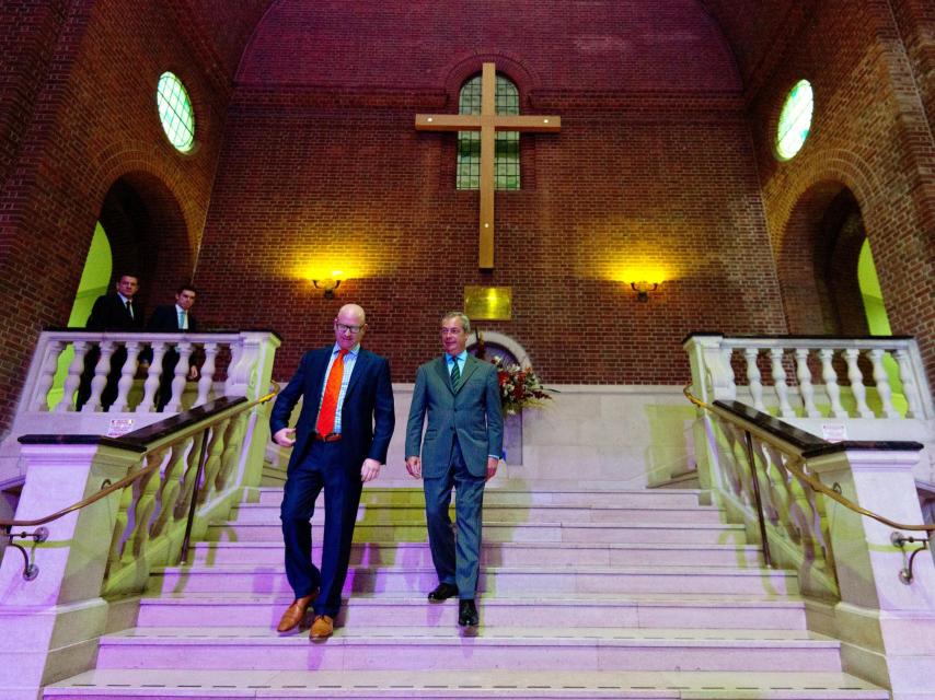 Nuttall con el líder del UKIP, Nigel Farage