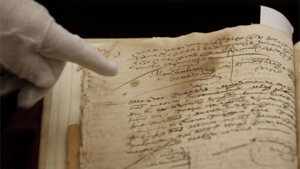 Image: Encuentran dos autógrafos perdidos de Cervantes en Sevilla
