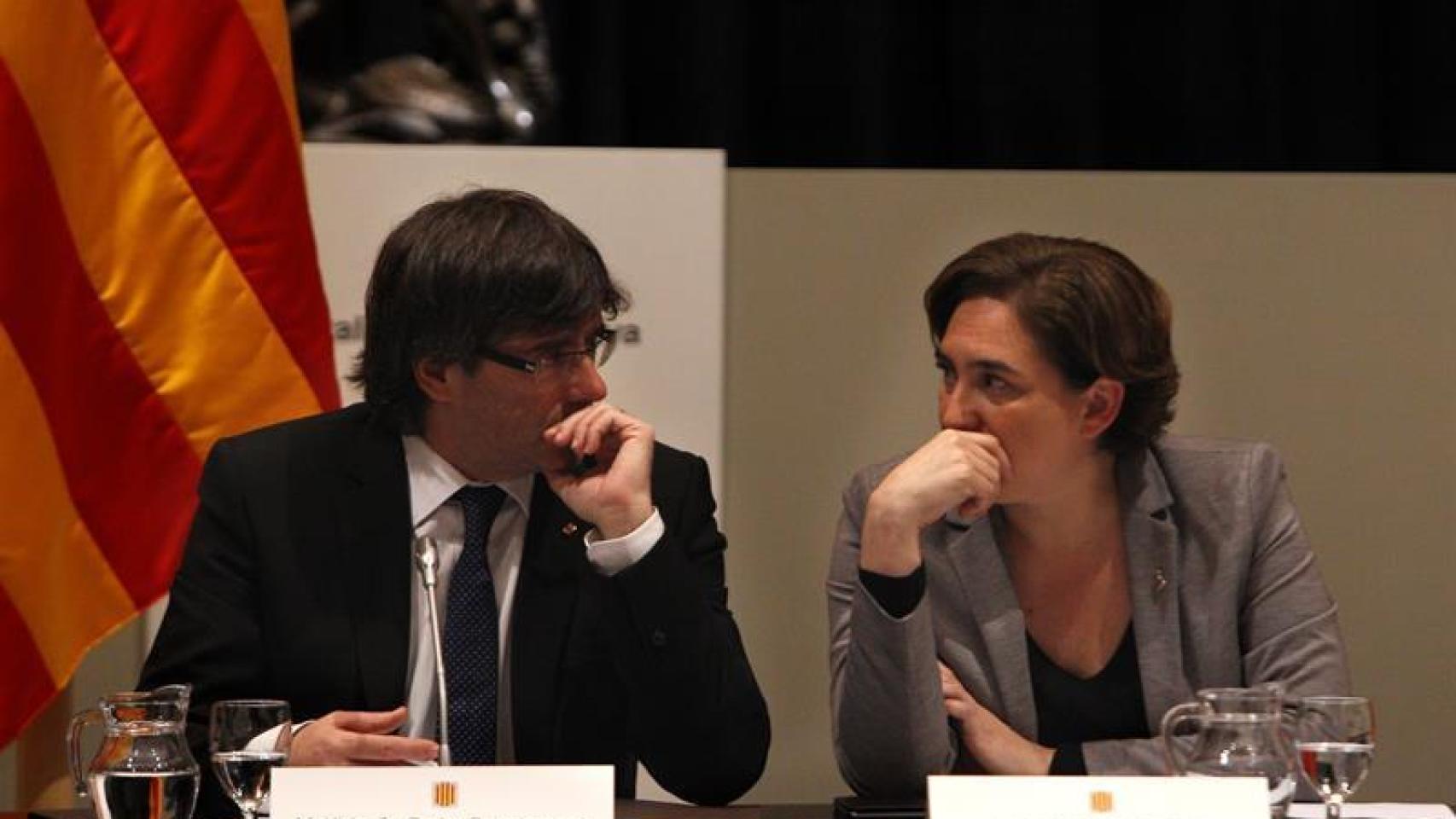 Colau con Puigdemont este martes