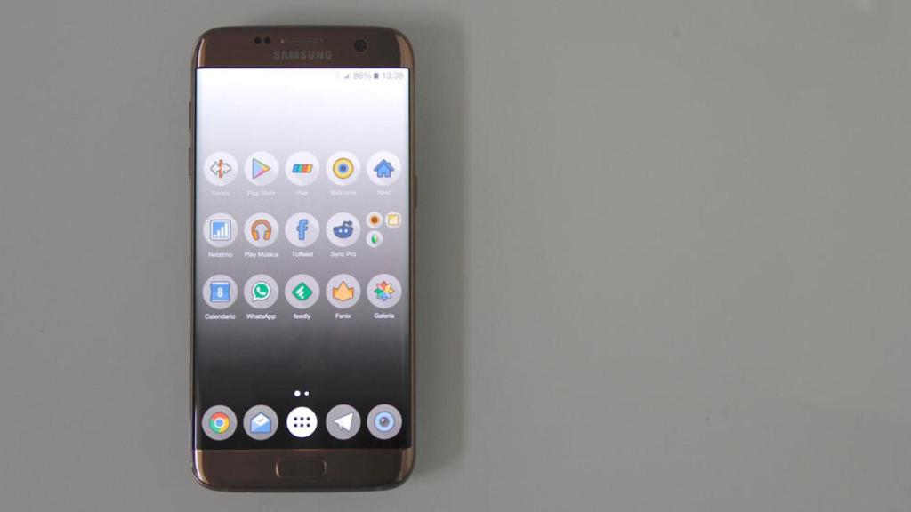 ¿Realmente son tan feas las interfaces Android de los fabricantes?