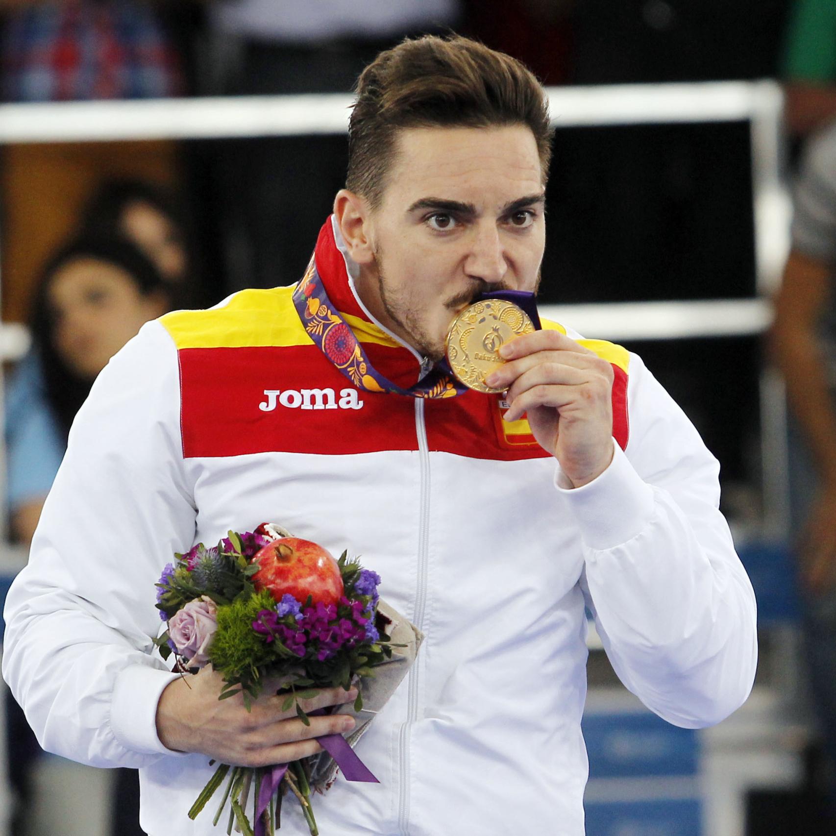 Entrega medallas karate