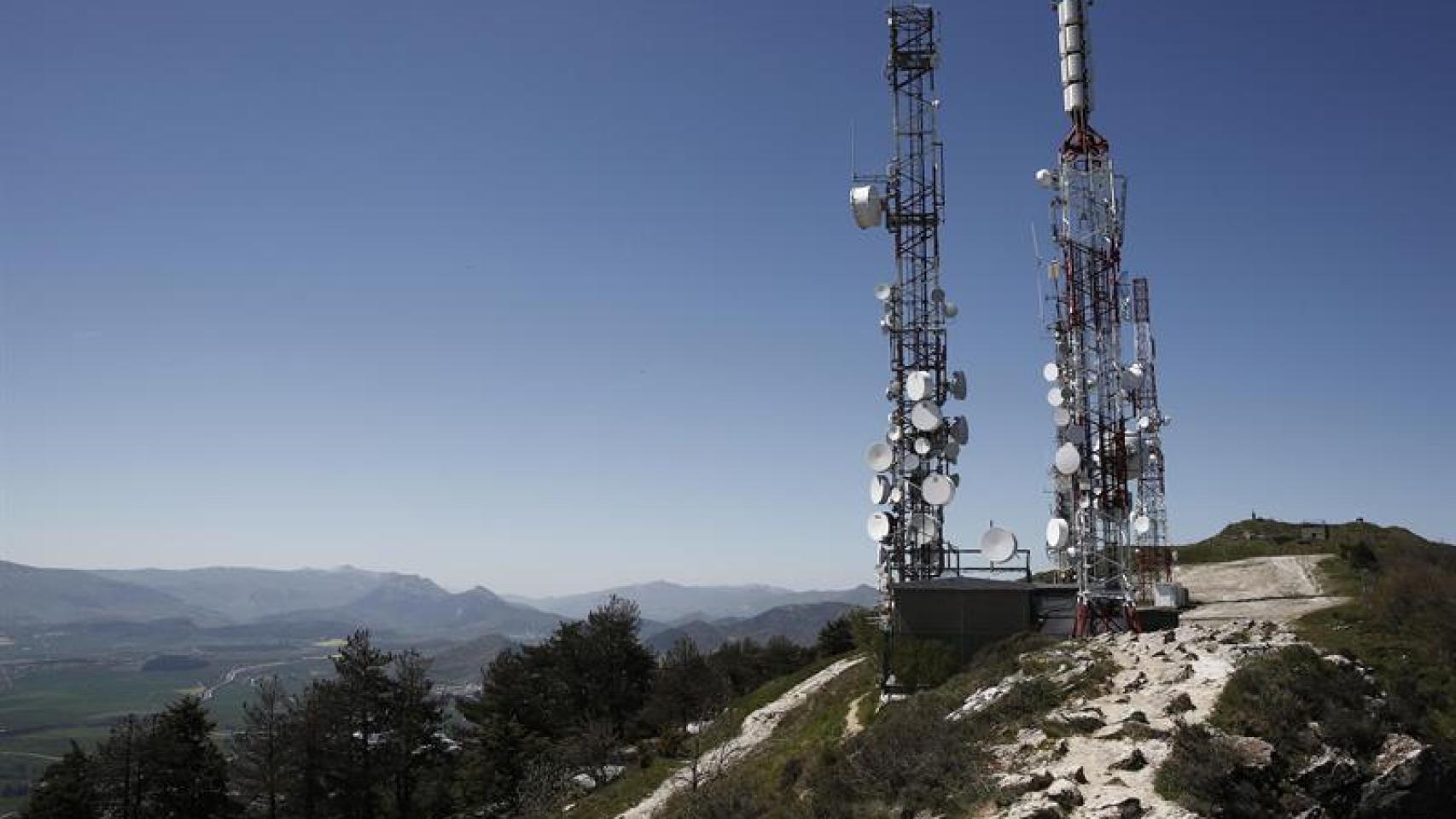 Imagen del repetidor de San Cristóbal a través del cual emite la señal ETB en Pamplona