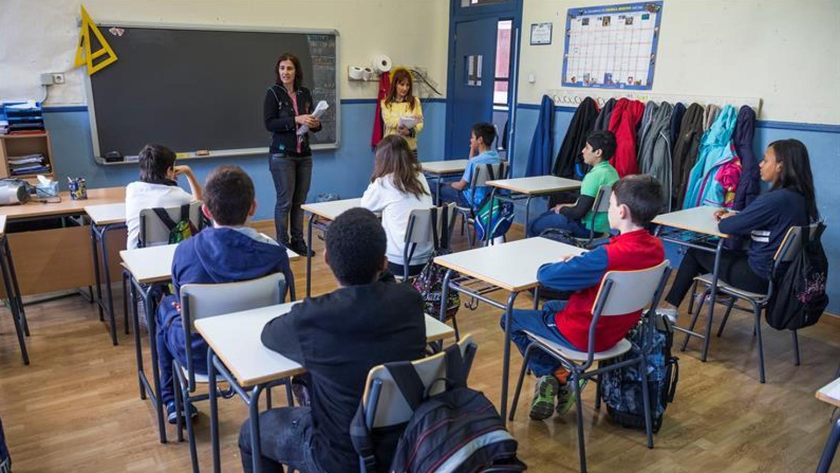 Alumnos de un colegio madrileño durante la reválida de este miércoles