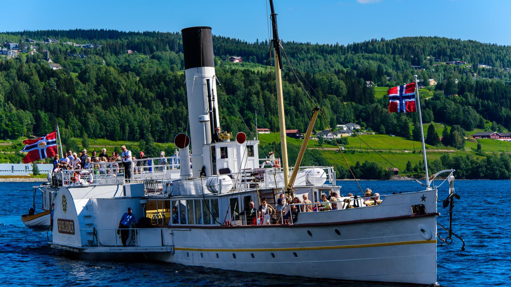 Vapor en uno de los lagos próximos a Oslo.