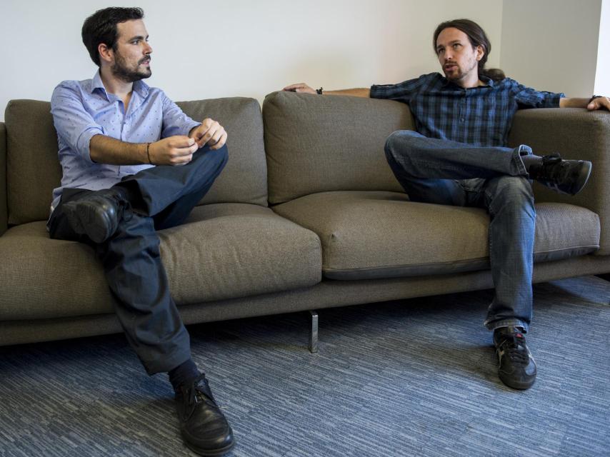Charla entre Pablo Iglesias y Alberto Garzón