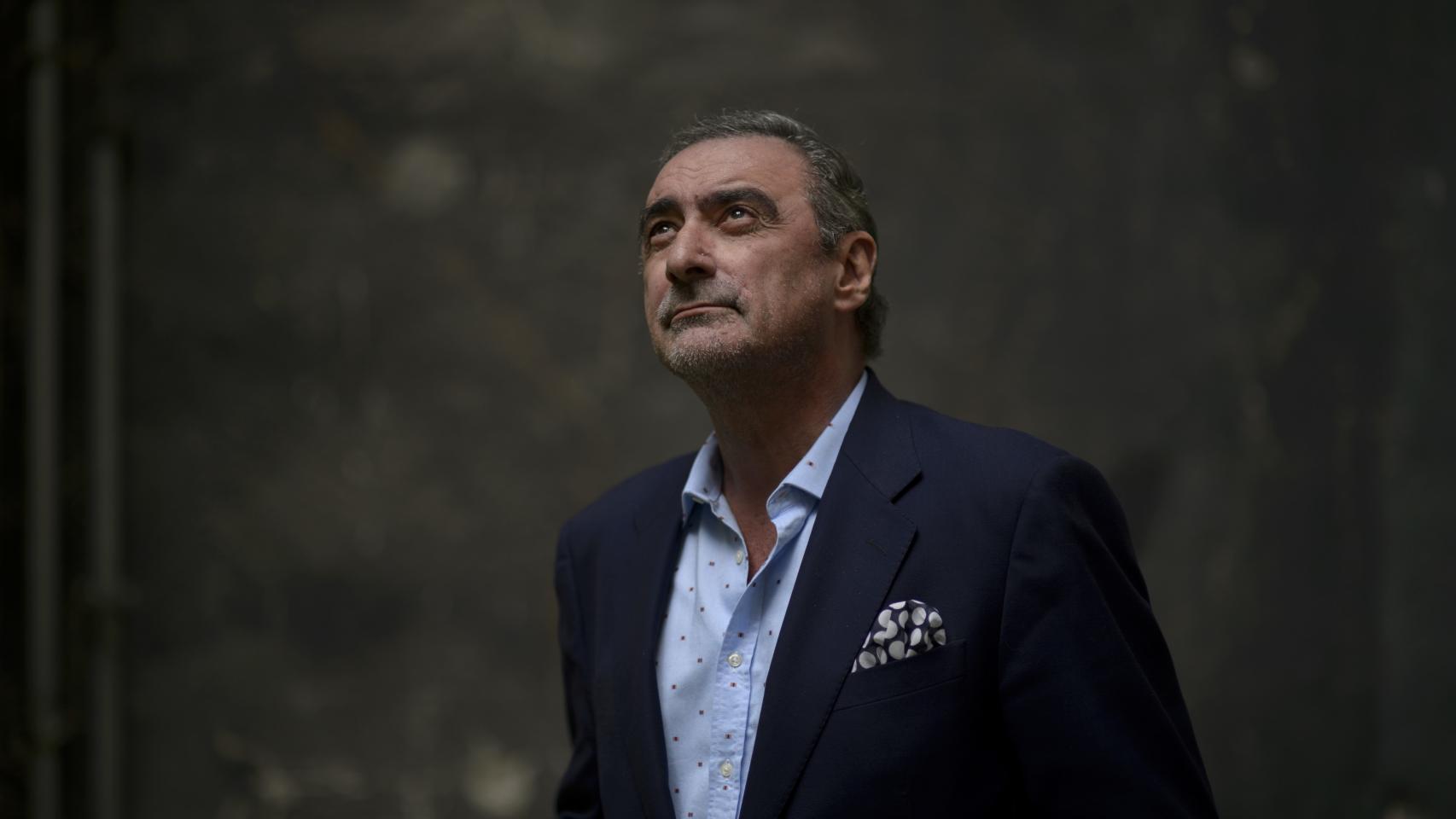 Herrera suele hacer el programa desde Sevilla.