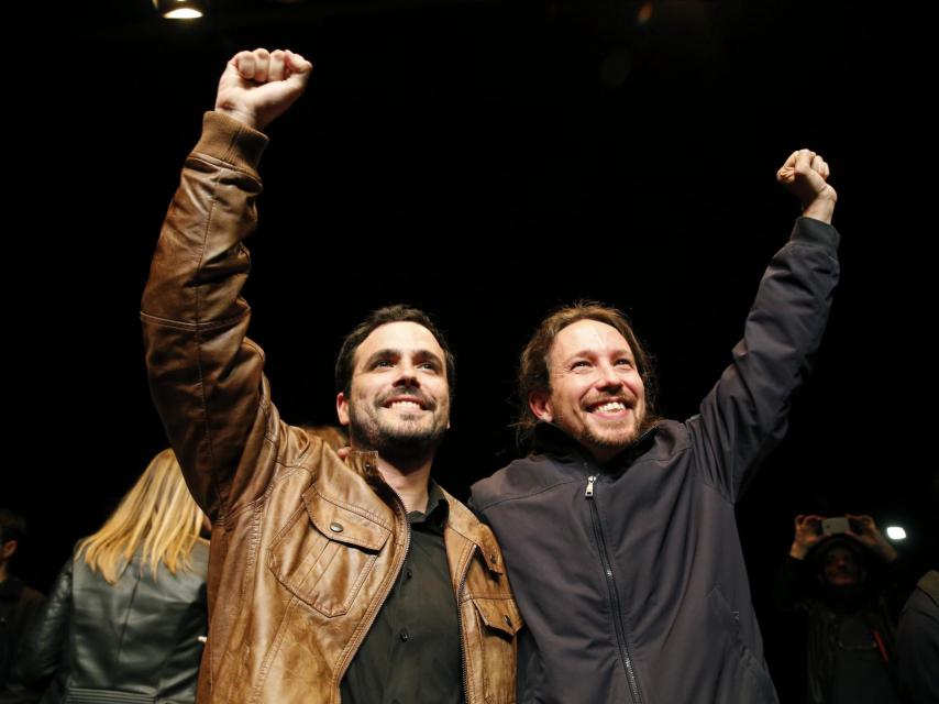 Alberto Garzón y Pablo Iglesias.