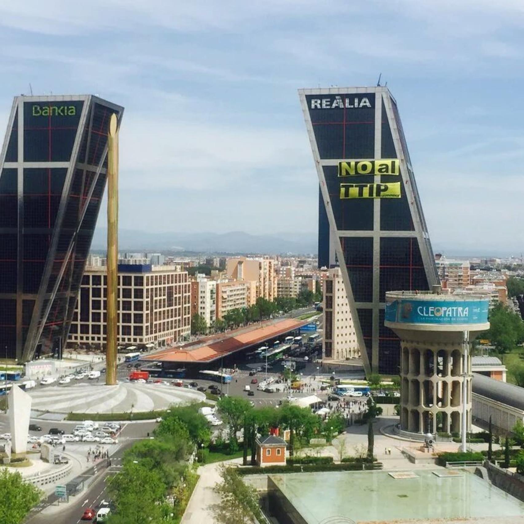 Las pancartas desplegadas