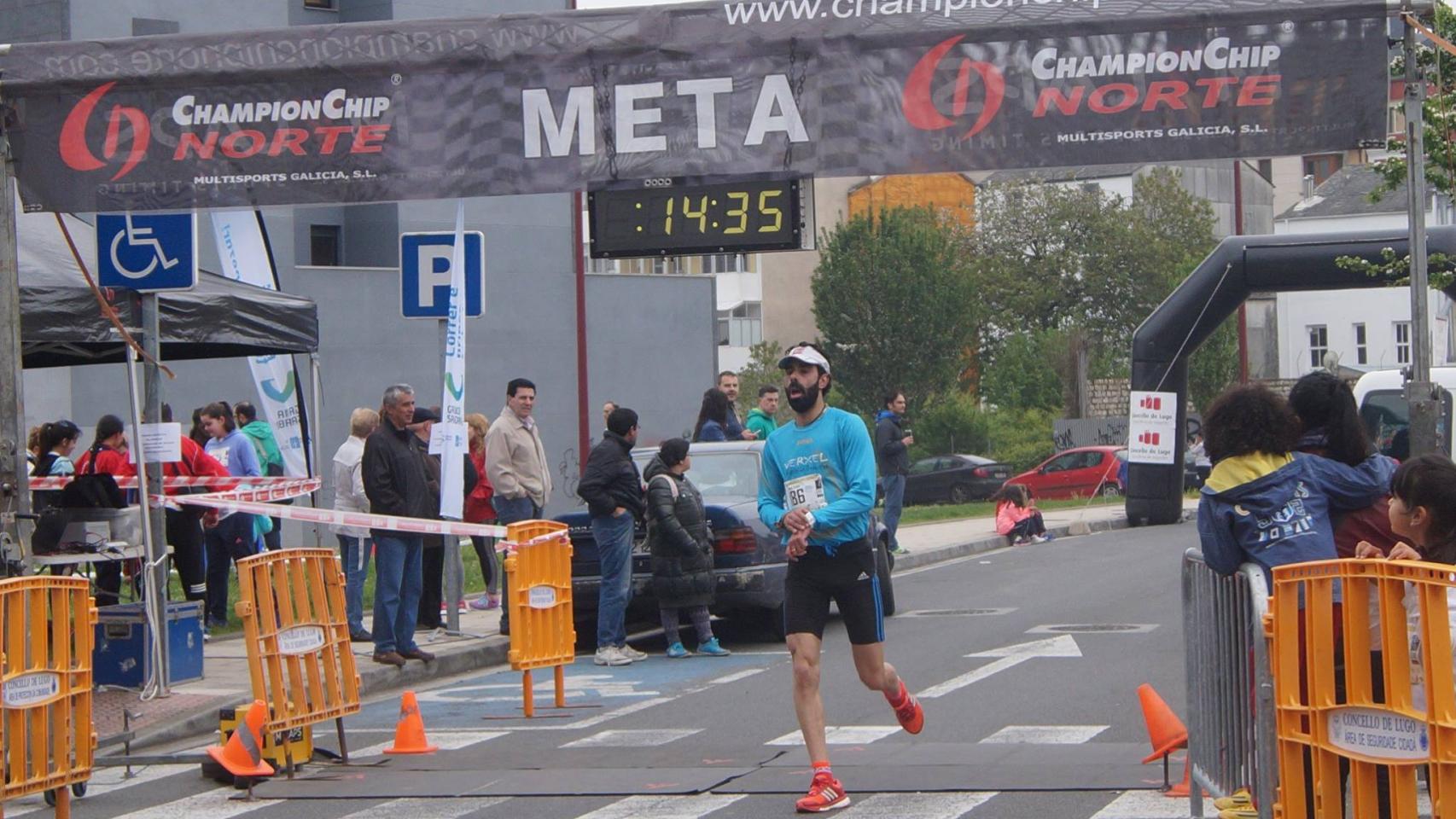 Rubén Castro, en una carrera popular.