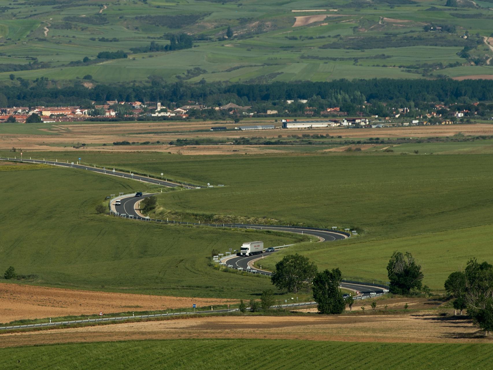Tramo serpenteante de la N-320 a su paso por El Casar