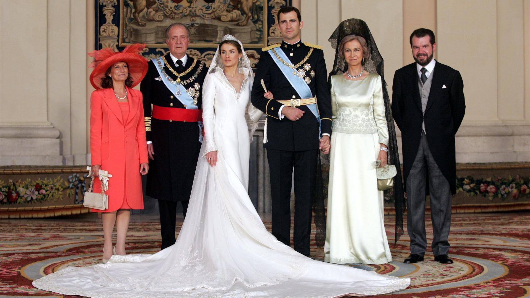 Paloma Rocasolano, Juan Carlos I, don Felipe y doña Letizia, doña Sofía y Jesús Ortiz.