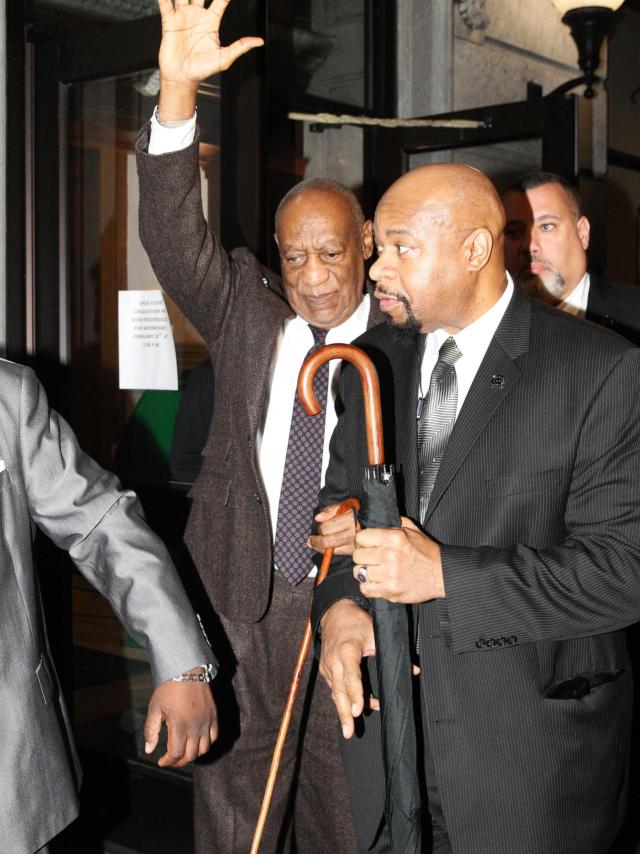 Bill Cosby llegando al juicio en Norristown