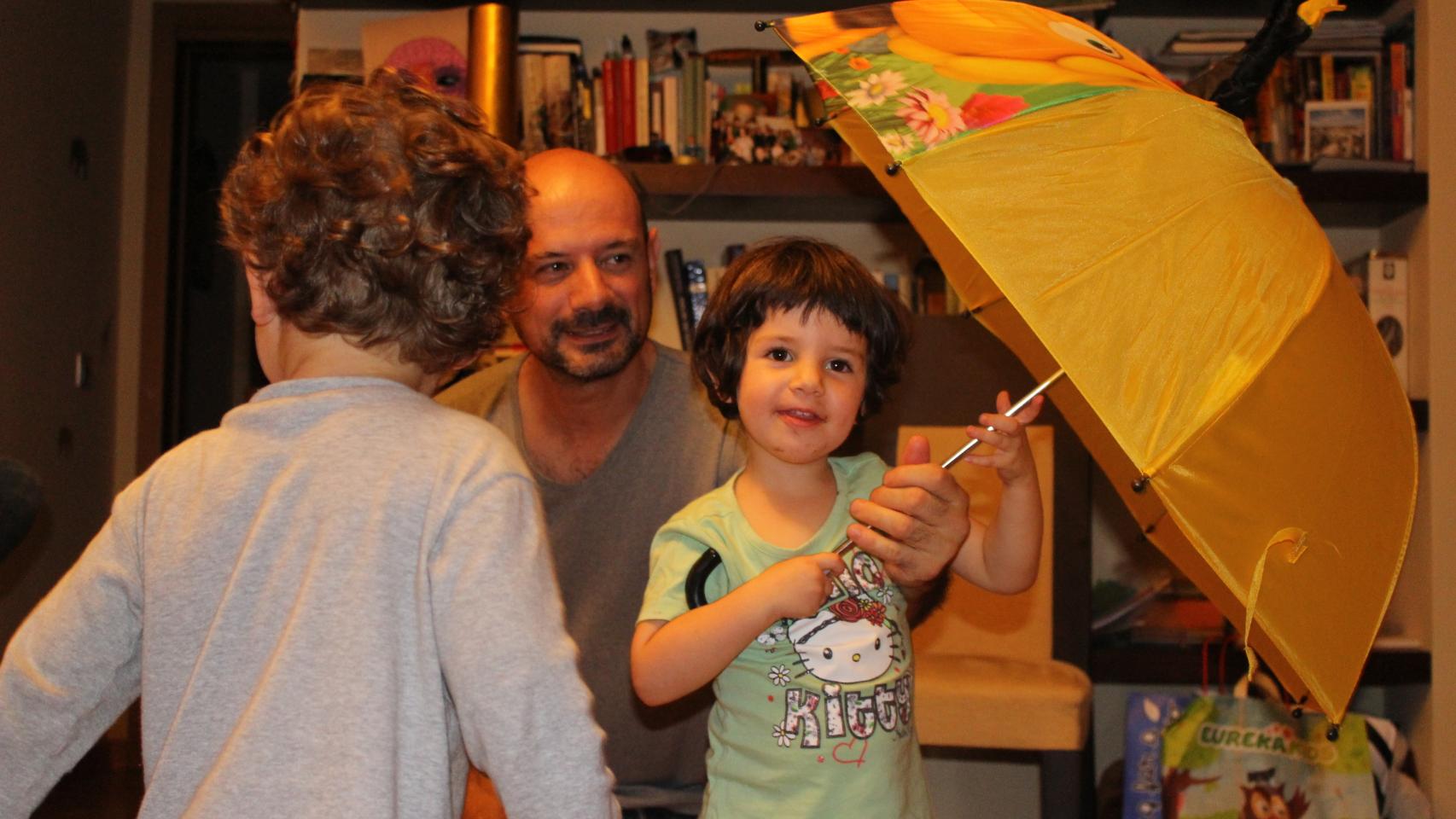 Joaquín García acaba de abrir las puertas de su casa nido en Madrid.