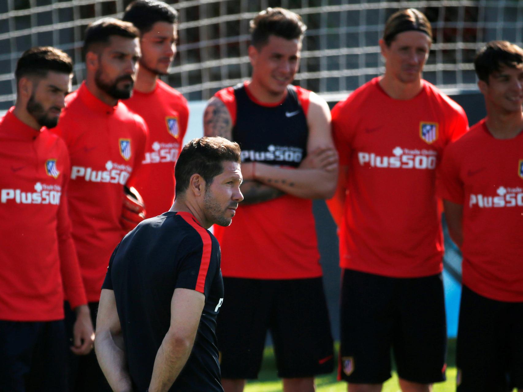 Simeone, en un entrenamiento de la primera plantilla.