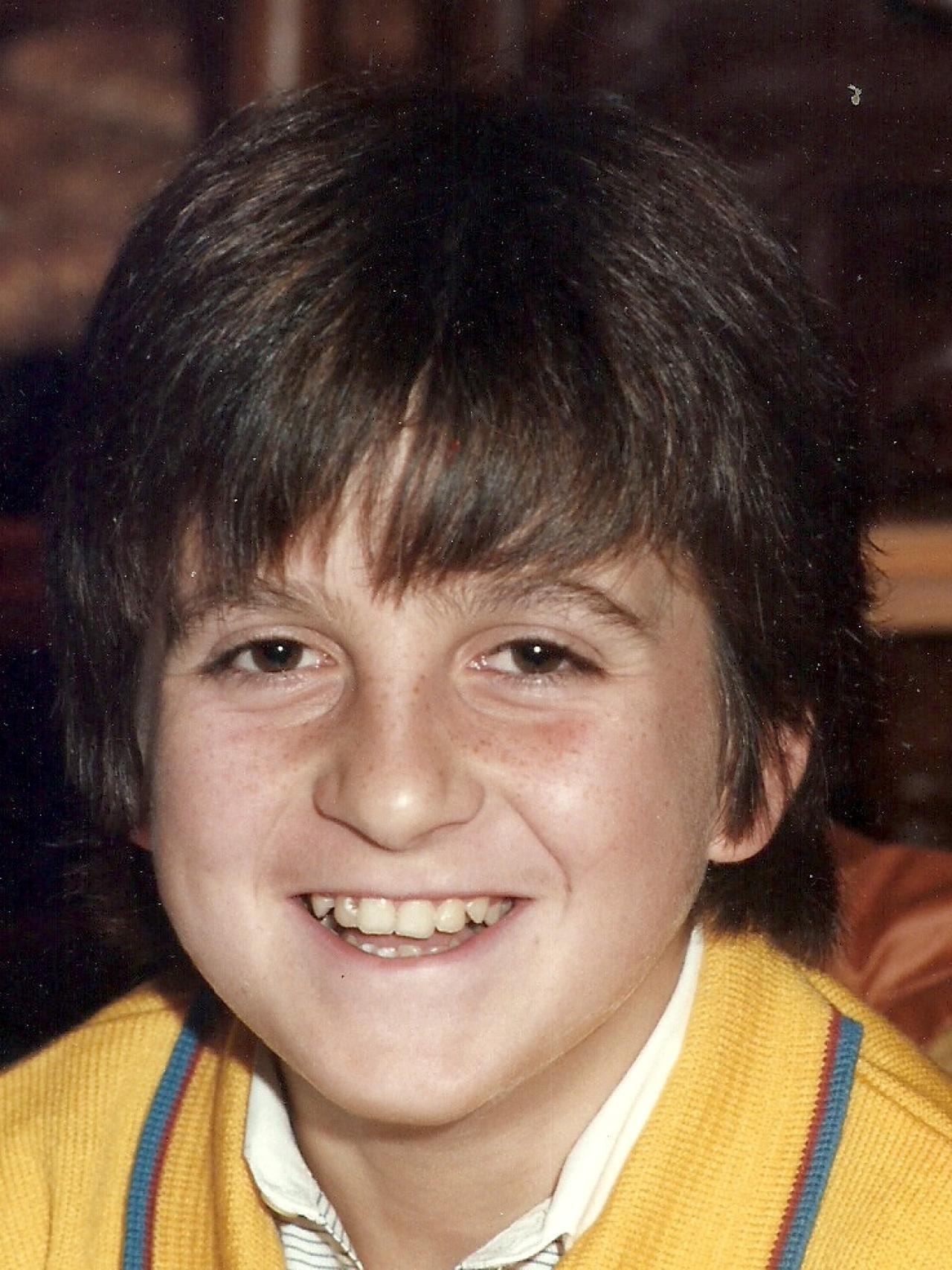 Una foto de infancia de Marta, cuando aún todos le llamaban Santi.