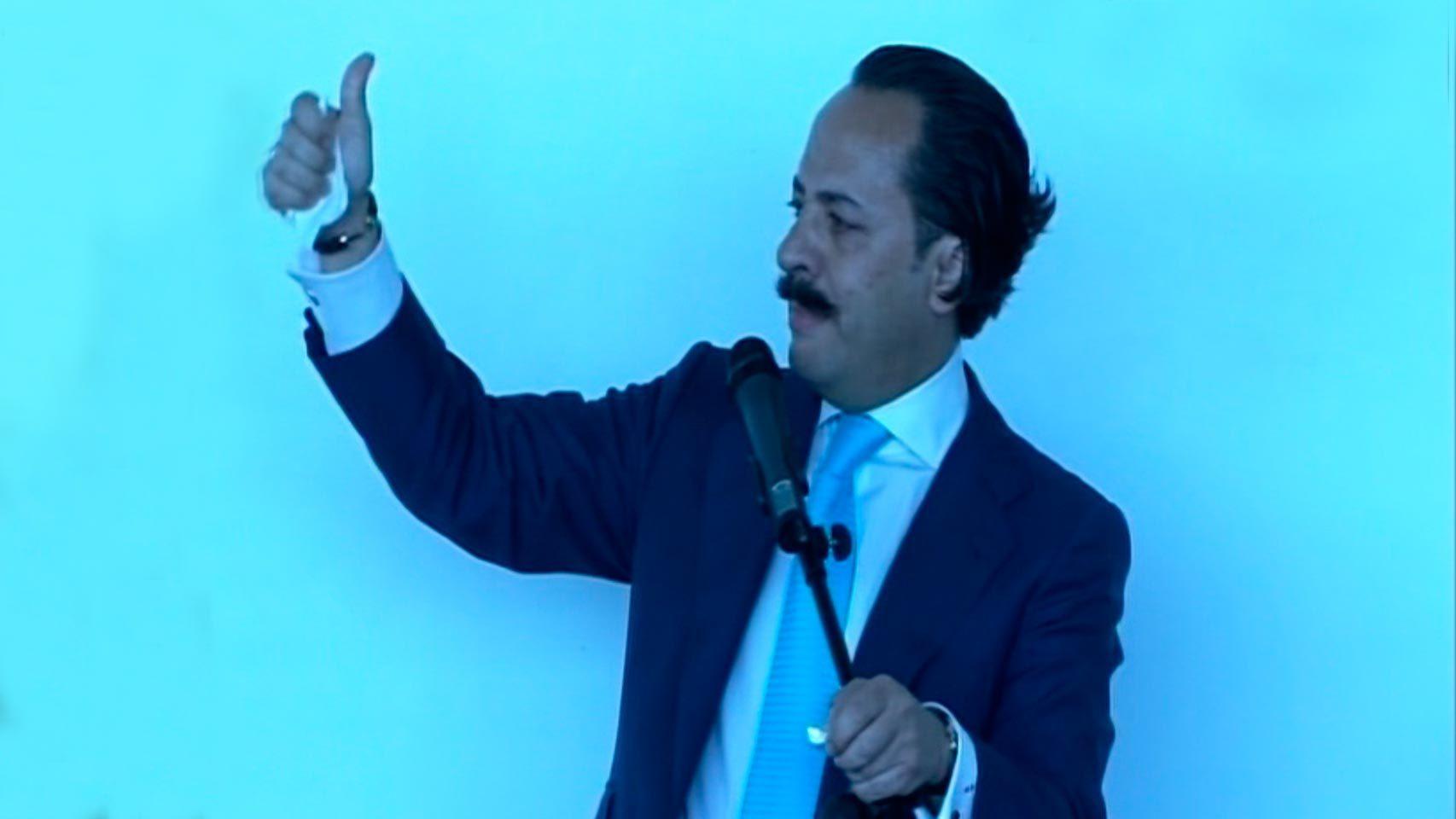 Álvaro Pérez en su boda.