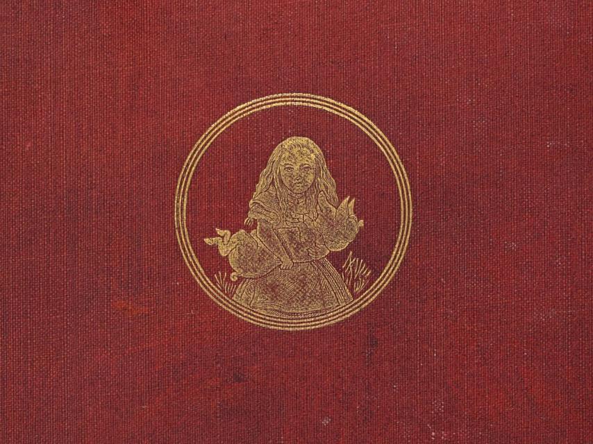Detalle de la encuadernación de la primera edición de Alicia en el país de las maravillas.