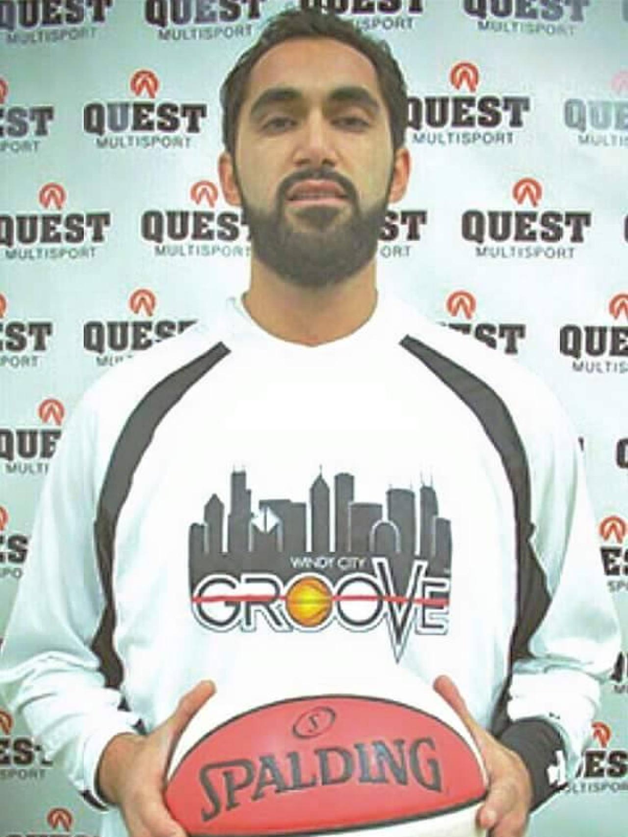 Hozaifa Al Maleh con su actual equipo, los Windy City Groove.