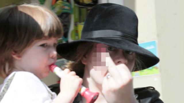Adele con su hijo en Barcelona
